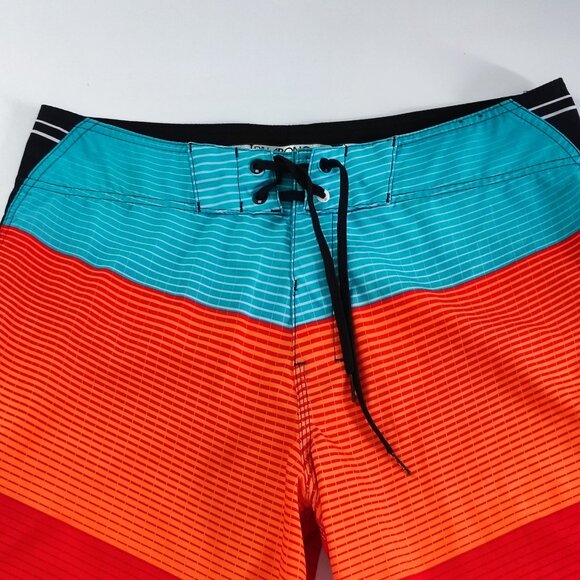 Billabong Platinum X board short men's size 32 multicolour - Picture 2 of 15